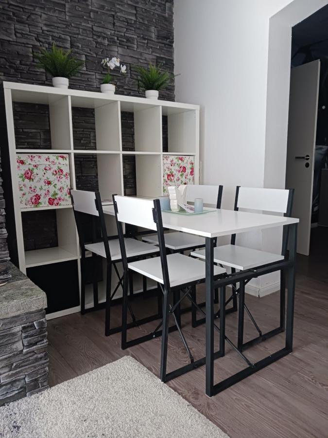 Moderne Wohnung In Ruhiger Lage Stolberg  Ngoại thất bức ảnh